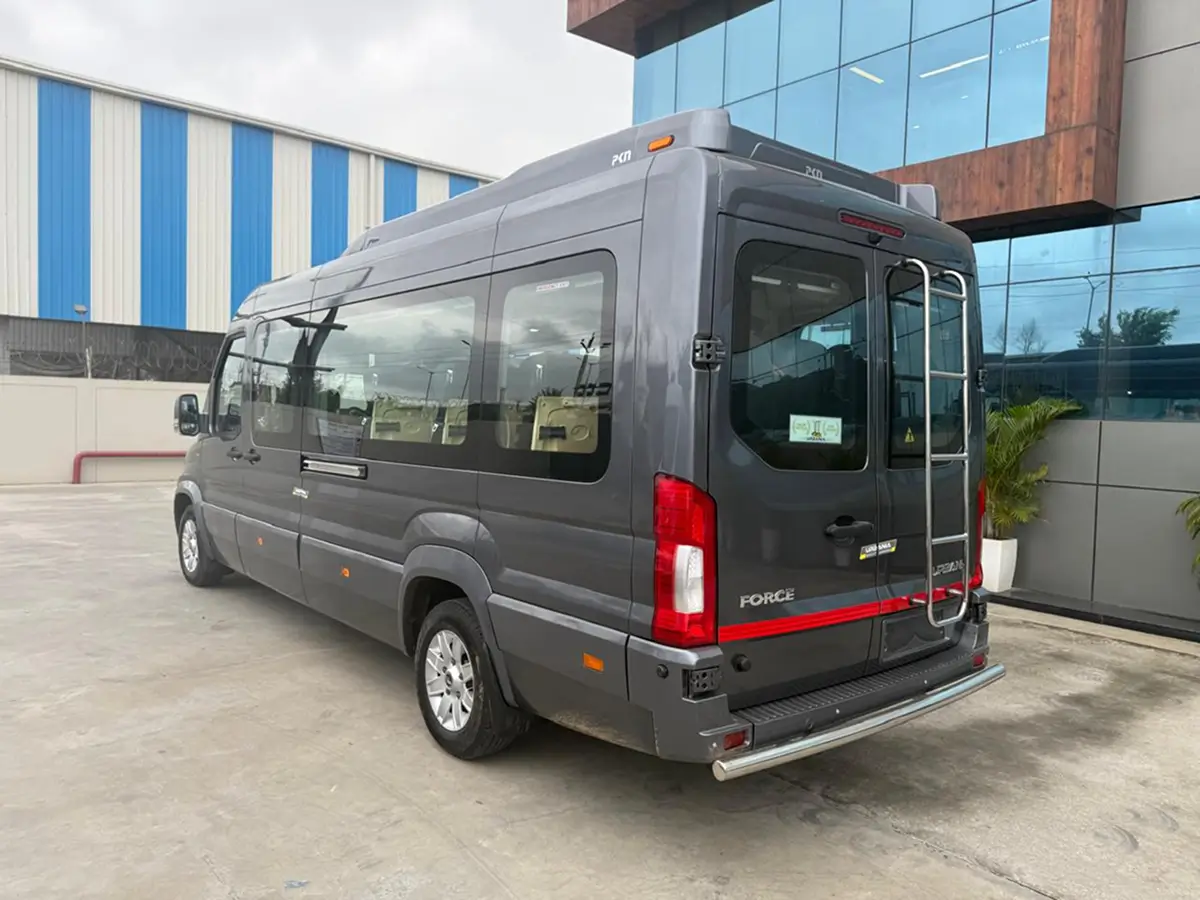 9 Seater Luxury Urbania